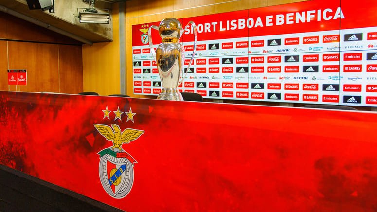 Tour por el estadio del Benfica y el Museo Cosme Damião
