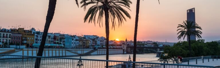 Noche fiesta Sevilla