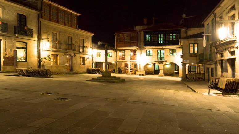 free tour nocturno pontevedra