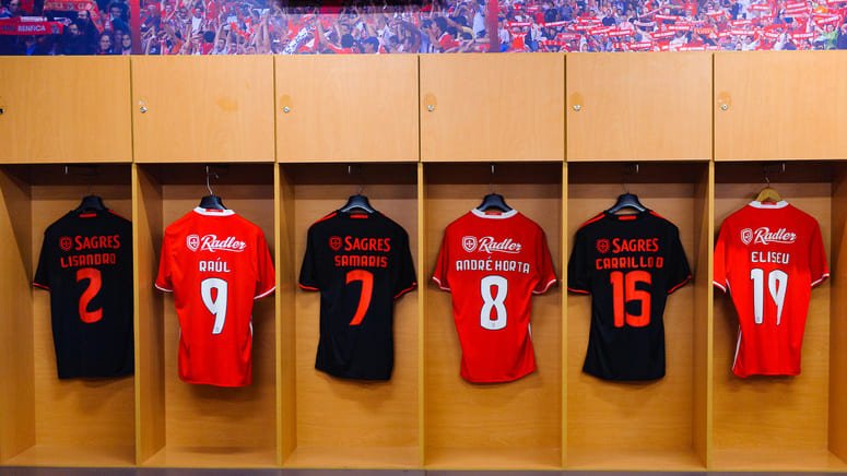 Tour por el estadio del Benfica y el Museo Cosme Damião