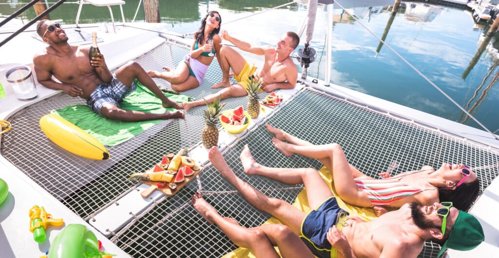 fiesta catamarán