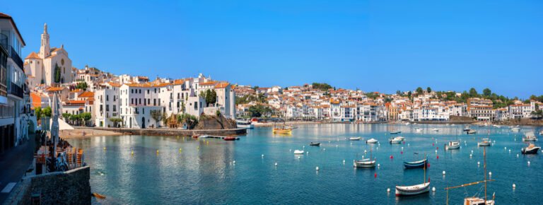 tour catamaran roses cadaques