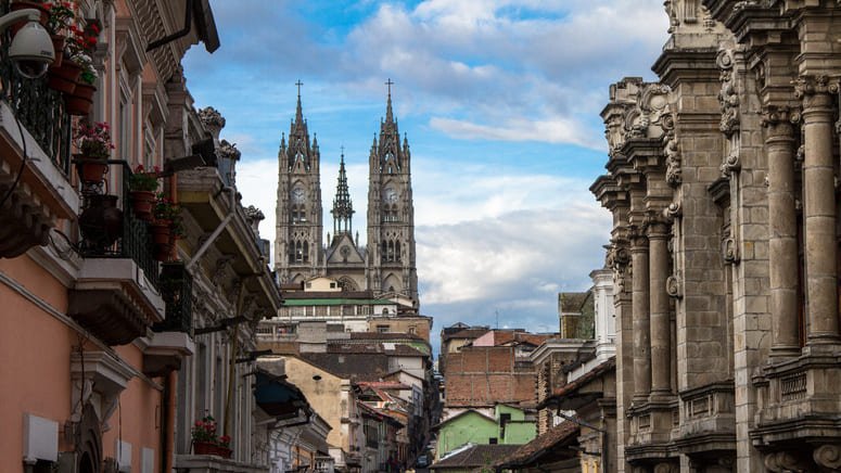 Tour por Quito en Trolley y excursión a la Mitad del Mundo