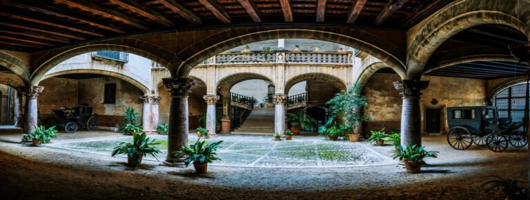 tour patios palma mallorca