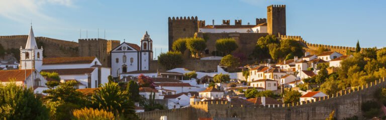 Excursión privada por Óbidos, Nazaré, Fátima y Batalha
