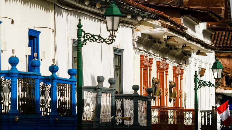 Descubre el mercado y las ruinas de Cusco