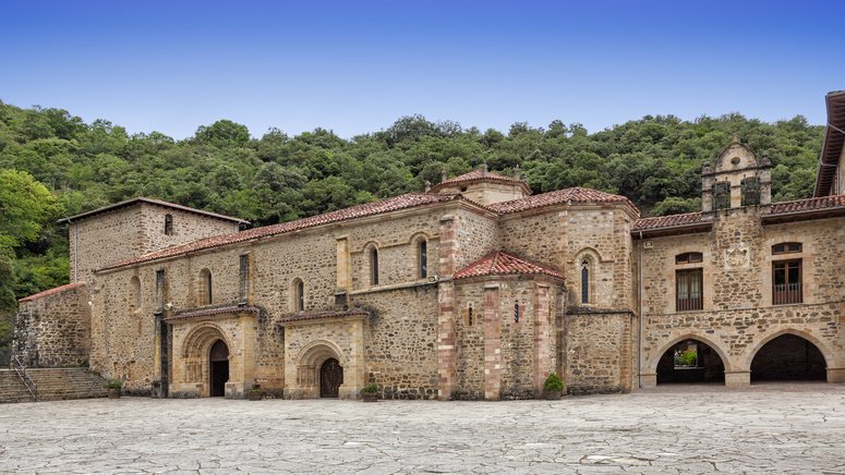 excursión monasterio santo toribio potes garabandal