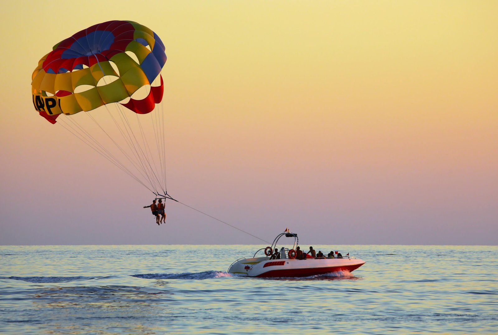 Vuelo en parasailing durante 15 minutos