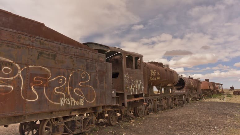 Excursión al Salar de Uyuni en bus cama y desayuno incluido